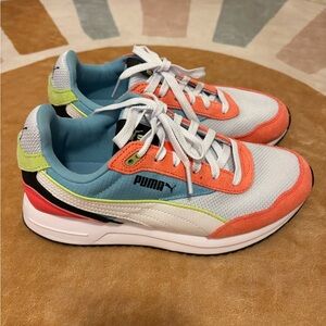 Puma Colorblock Runner Sneakers in Coral, Light Blue & White